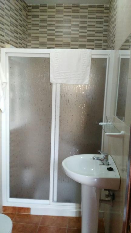 Hostal Las Parcelas Conil De La Frontera Bagian luar foto