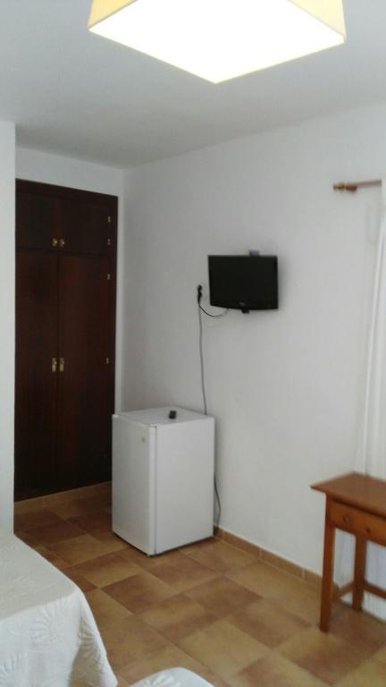 Hostal Las Parcelas Conil De La Frontera Bagian luar foto